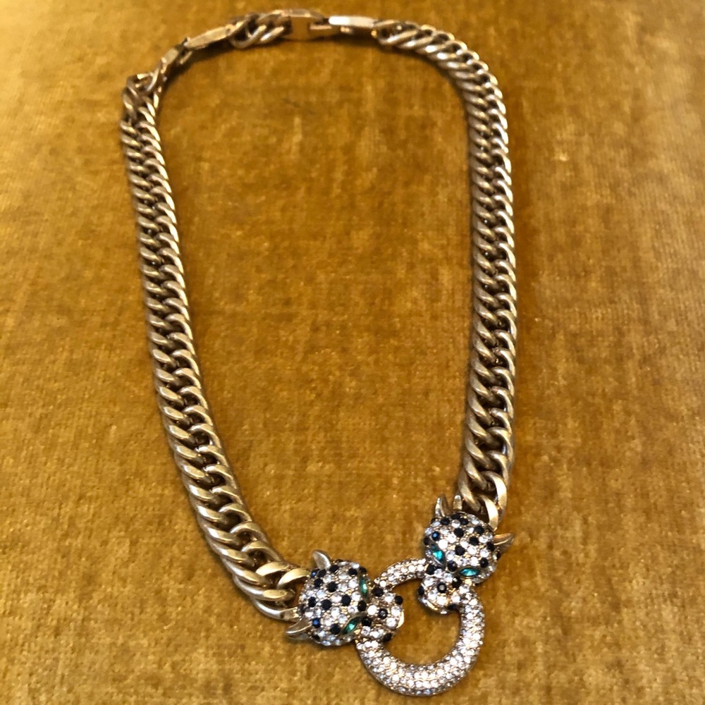 Roar Pendant